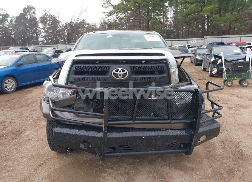 Photo 12 of 2011 Toyota Tundra GRADE 4.6L V8 (VIN 5TFEM5F17BX033644)