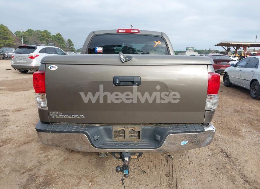 Photo 16 of 2011 Toyota Tundra GRADE 4.6L V8 (VIN 5TFEM5F17BX033644)