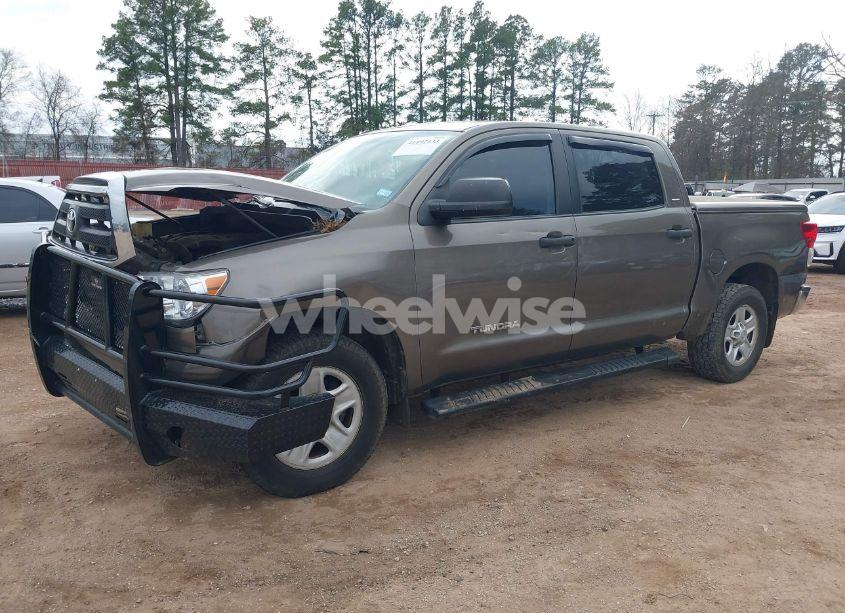 Photo 2 of 2011 Toyota Tundra GRADE 4.6L V8 (VIN 5TFEM5F17BX033644)