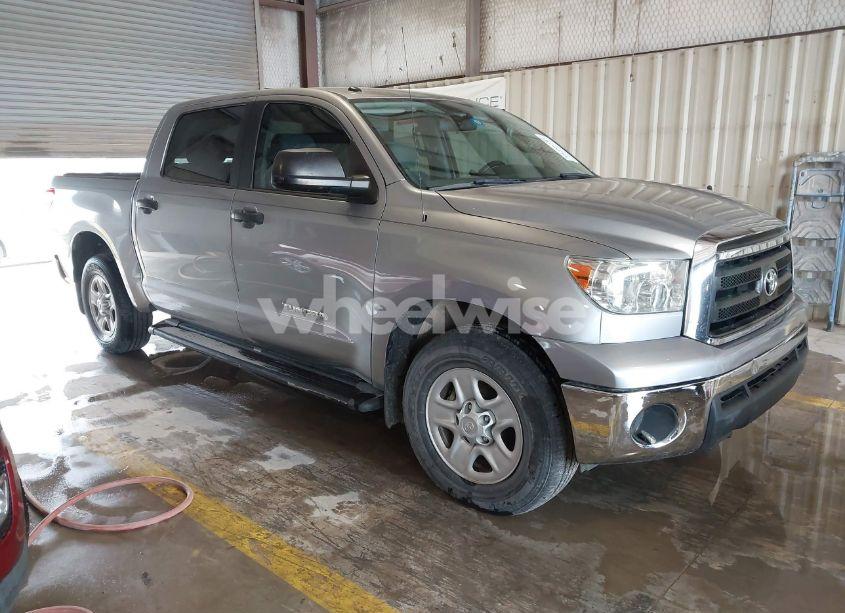 2013 Toyota Tundra GRADE 4.6L V8 (VIN 5TFEM5F17DX055081) main photo