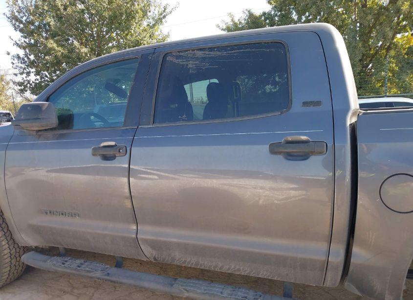 Photo 14 of 2016 Toyota Tundra SR5 4.6L V8 (VIN 5TFEM5F17GX105658)