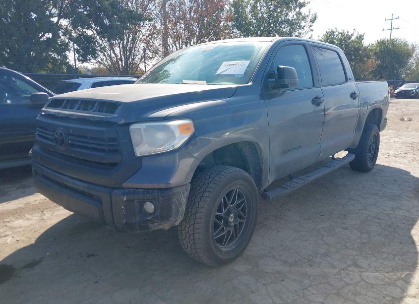 Photo 2 of 2016 Toyota Tundra SR5 4.6L V8 (VIN 5TFEM5F17GX105658)