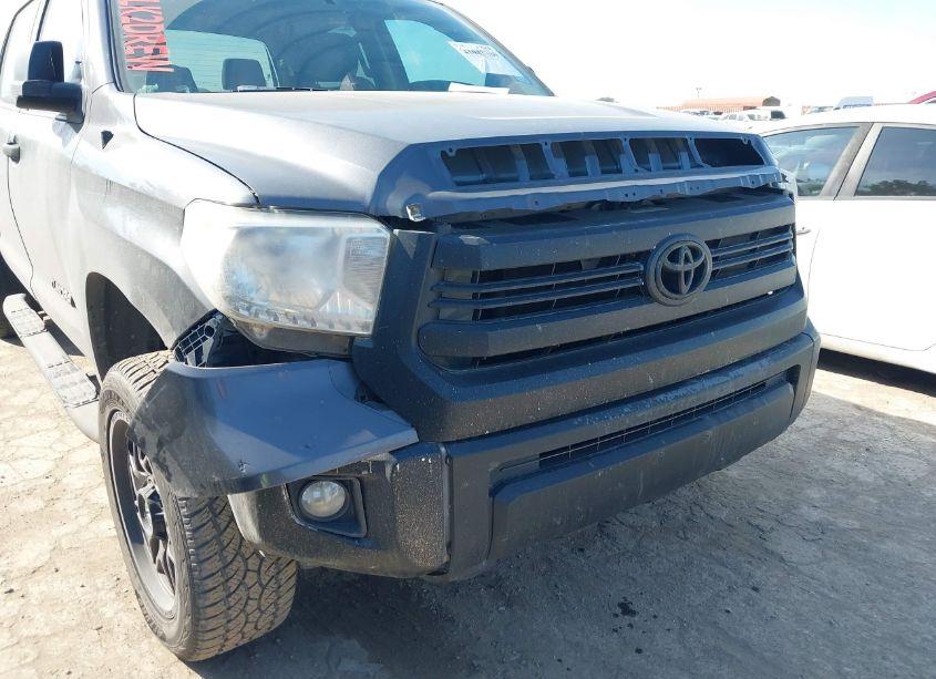 Photo 6 of 2016 Toyota Tundra SR5 4.6L V8 (VIN 5TFEM5F17GX105658)