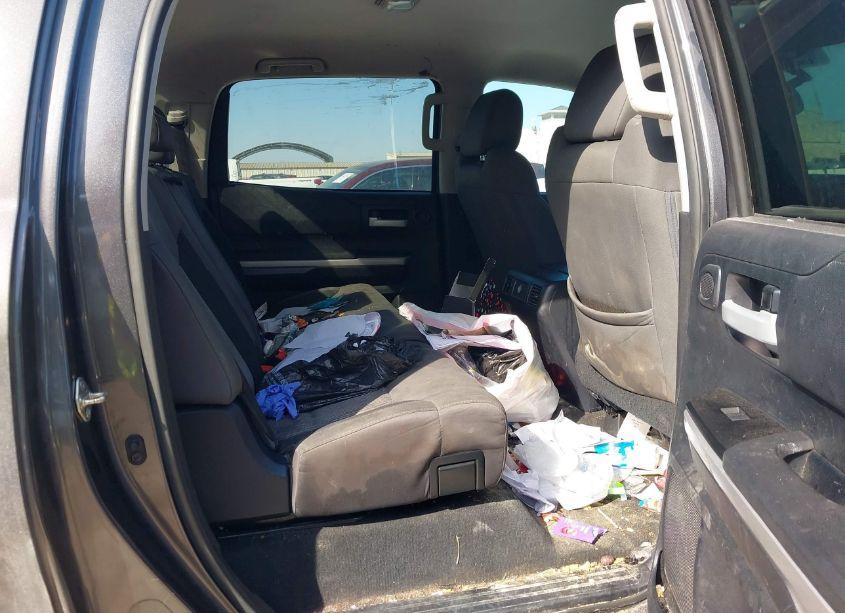 Photo 8 of 2016 Toyota Tundra SR5 4.6L V8 (VIN 5TFEM5F17GX105658)