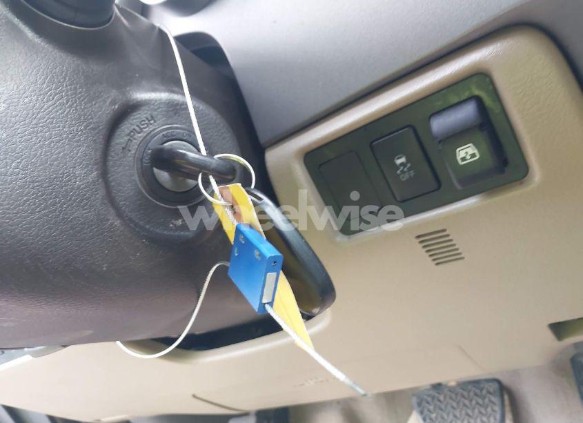 Photo 11 of 2010 Toyota Tundra GRADE 4.6L V8 (VIN 5TFEM5F18AX017385)