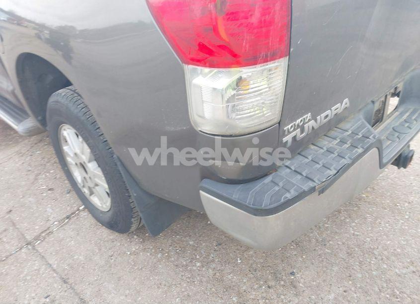 Photo 21 of 2010 Toyota Tundra GRADE 4.6L V8 (VIN 5TFEM5F18AX017385)