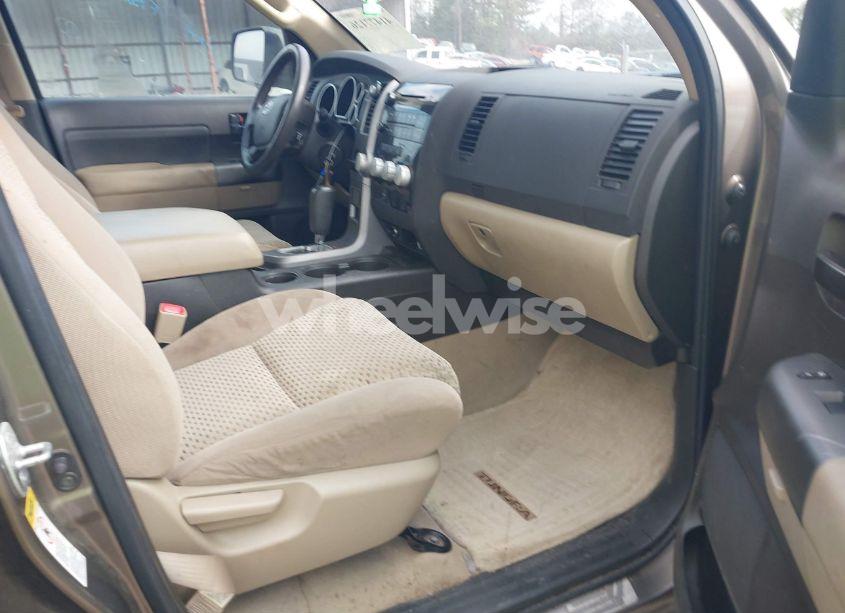 Photo 5 of 2010 Toyota Tundra GRADE 4.6L V8 (VIN 5TFEM5F18AX017385)