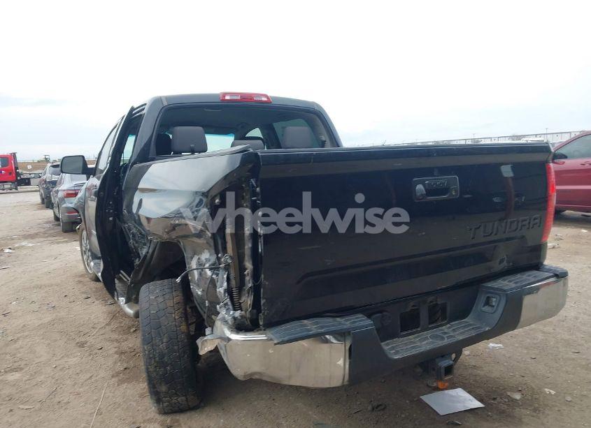 Photo 3 of 2014 Toyota Tundra SR5 4.6L V8 (VIN 5TFEM5F18EX068522)