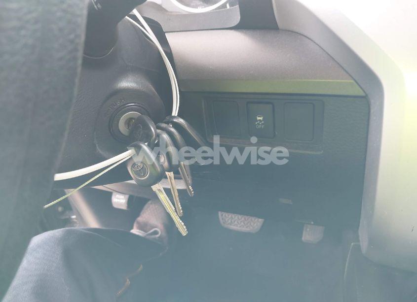 Photo 11 of 2014 Toyota Tundra SR5 4.6L V8 (VIN 5TFEM5F18EX076118)