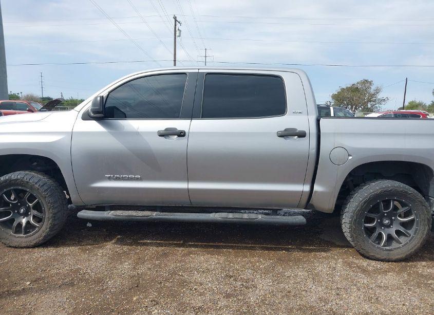 Photo 14 of 2015 Toyota Tundra SR5 4.6L V8 (VIN 5TFEM5F18FX092871)