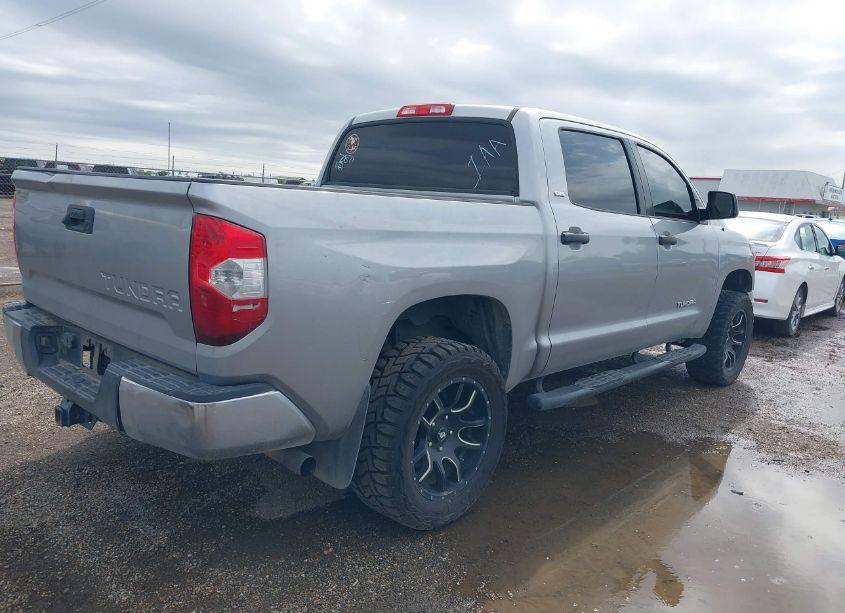 Photo 4 of 2015 Toyota Tundra SR5 4.6L V8 (VIN 5TFEM5F18FX092871)