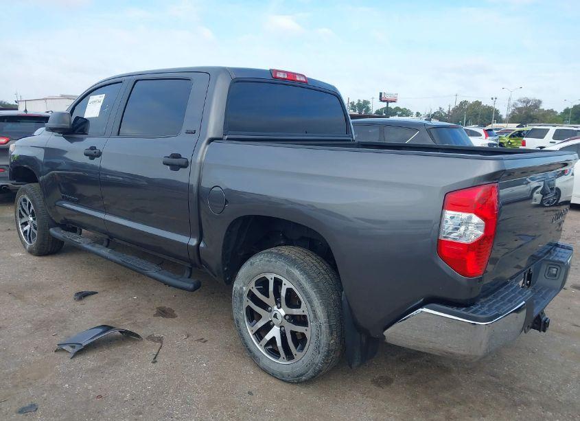 Photo 3 of 2018 Toyota Tundra SR5 4.6L V8 (VIN 5TFEM5F18JX127742)