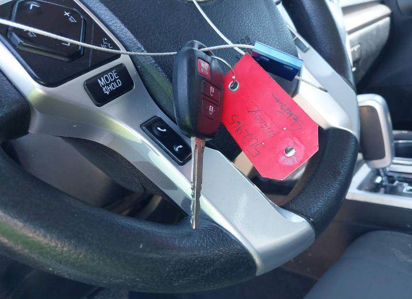 Photo 11 of 2018 Toyota Tundra SR5 4.6L V8 (VIN 5TFEM5F18JX131046)