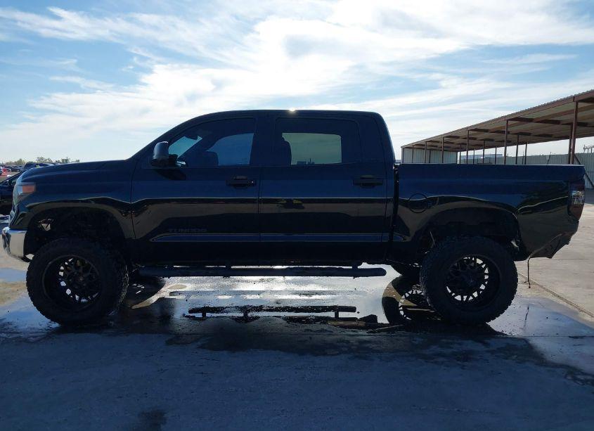 Photo 14 of 2018 Toyota Tundra SR5 4.6L V8 (VIN 5TFEM5F18JX131046)