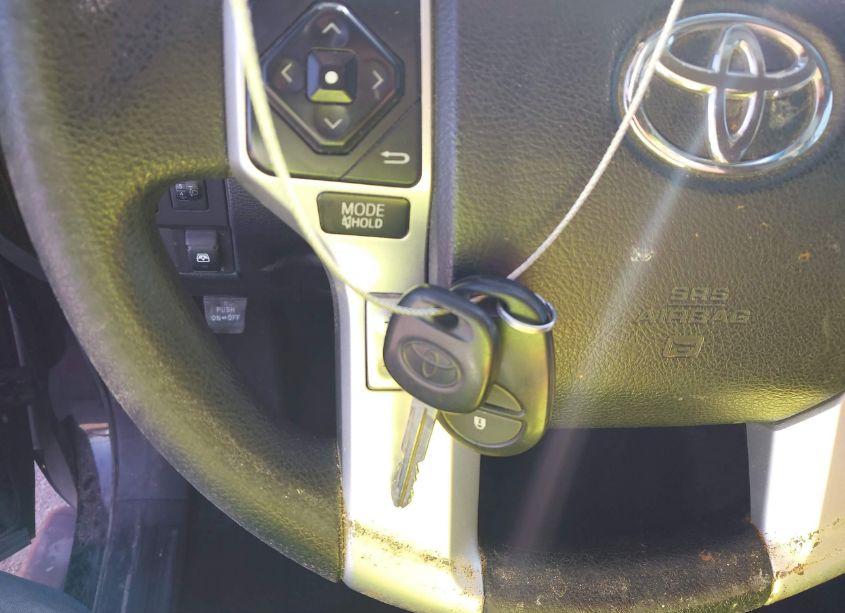 Photo 11 of 2017 Toyota Tundra SR5 4.6L V8 (VIN 5TFEM5F19HX117604)