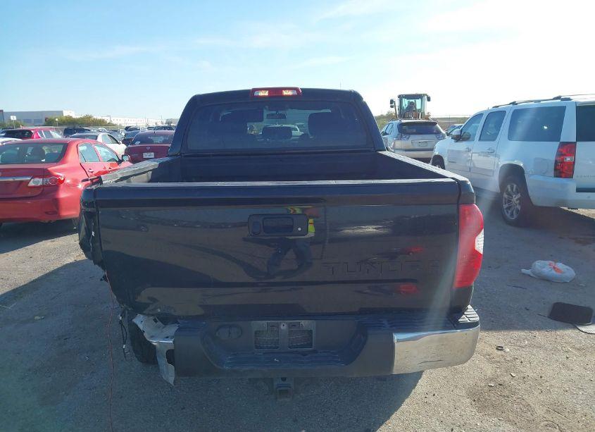 Photo 16 of 2017 Toyota Tundra SR5 4.6L V8 (VIN 5TFEM5F19HX117604)