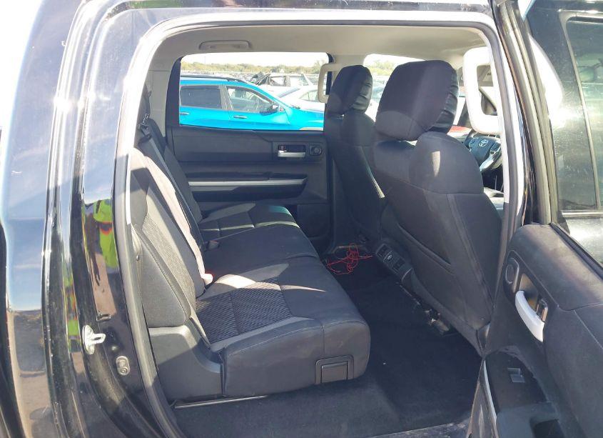 Photo 8 of 2017 Toyota Tundra SR5 4.6L V8 (VIN 5TFEM5F19HX117604)