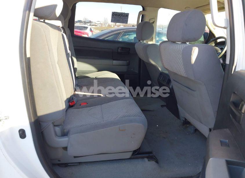 Photo 8 of 2011 Toyota Tundra GRADE 4.6L V8 (VIN 5TFEM5F1XBX030902)