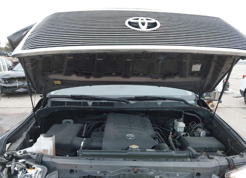 Photo 10 of 2012 Toyota Tundra GRADE 4.6L V8 (VIN 5TFEM5F1XCX049564)