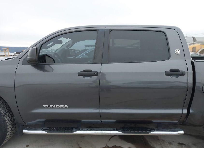 Photo 14 of 2012 Toyota Tundra GRADE 4.6L V8 (VIN 5TFEM5F1XCX049564)