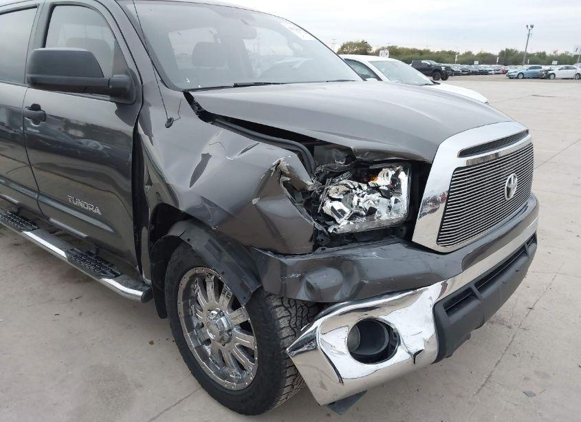 Photo 6 of 2012 Toyota Tundra GRADE 4.6L V8 (VIN 5TFEM5F1XCX049564)