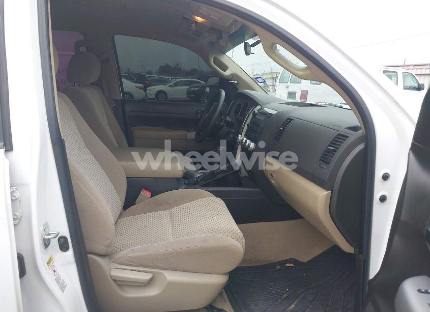 Photo 5 of 2008 Toyota Tundra BASE 4.7L V8 (VIN 5TFET54118X026042)