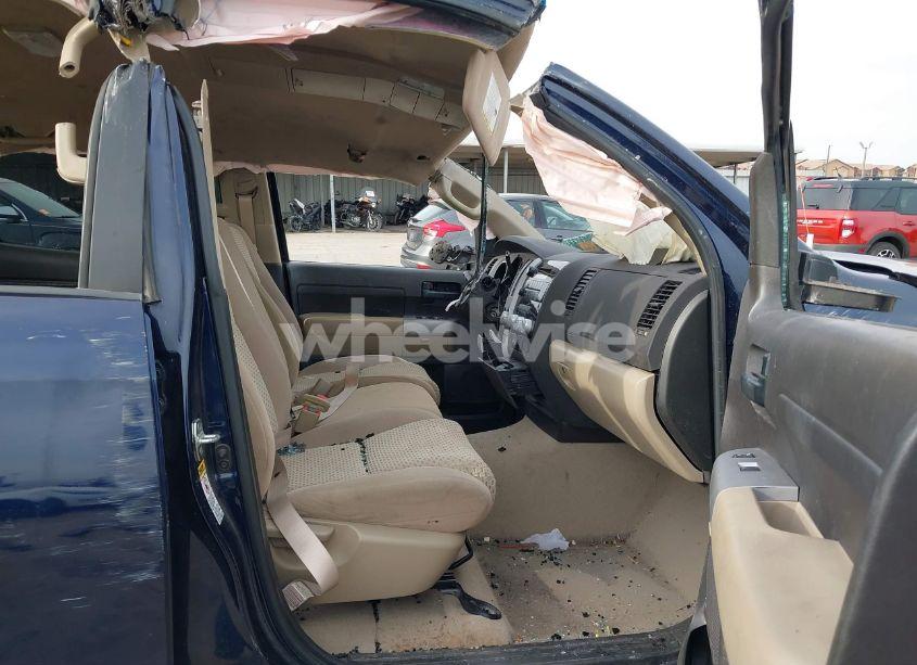 Photo 5 of 2009 Toyota Tundra GRADE 5.7L V8 (VIN 5TFEV54109X071145)