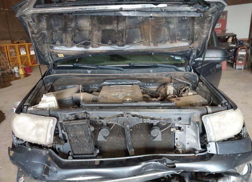 Photo 10 of 2009 Toyota Tundra GRADE 5.7L V8 (VIN 5TFEV54109X073798)