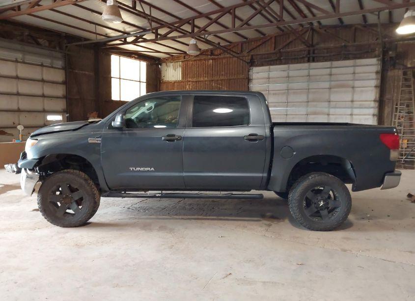 Photo 14 of 2009 Toyota Tundra GRADE 5.7L V8 (VIN 5TFEV54109X073798)