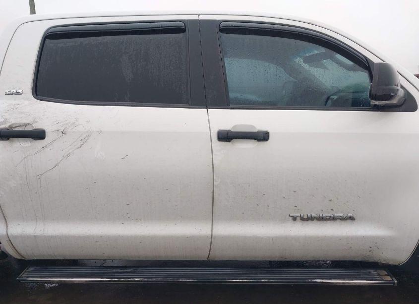 Photo 13 of 2008 Toyota Tundra SR5 5.7L V8 (VIN 5TFEV54128X055091)