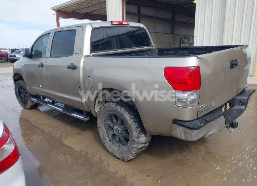 Photo 3 of 2007 Toyota Tundra SR5 5.7L V8 (VIN 5TFEV54147X026836)