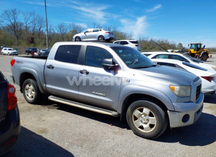 Photo 13 of 2008 Toyota Tundra SR5 5.7L V8 (VIN 5TFEV54148X054363)
