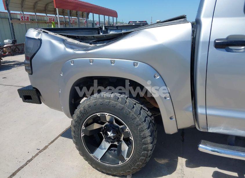 Photo 13 of 2008 Toyota Tundra BASE 5.7L V8 (VIN 5TFEV54168X063002)