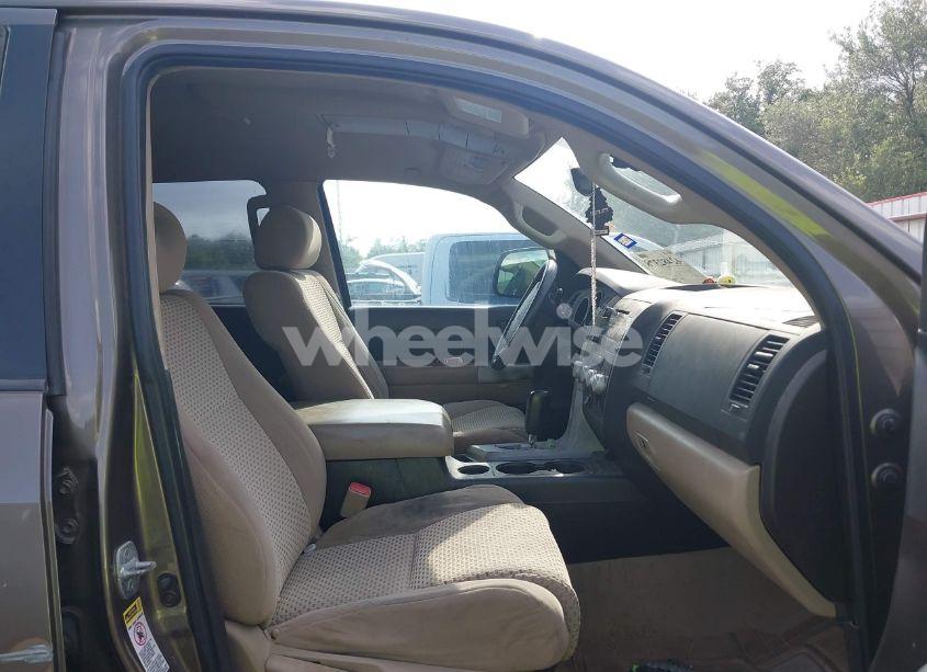 Photo 5 of 2009 Toyota Tundra SR5 5.7L V8 (VIN 5TFEV54169X070680)