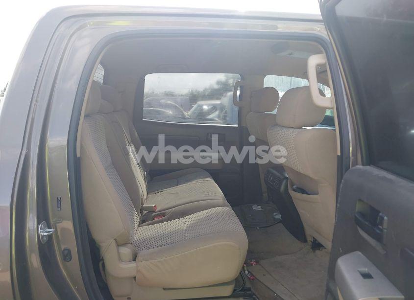 Photo 8 of 2009 Toyota Tundra SR5 5.7L V8 (VIN 5TFEV54169X070680)