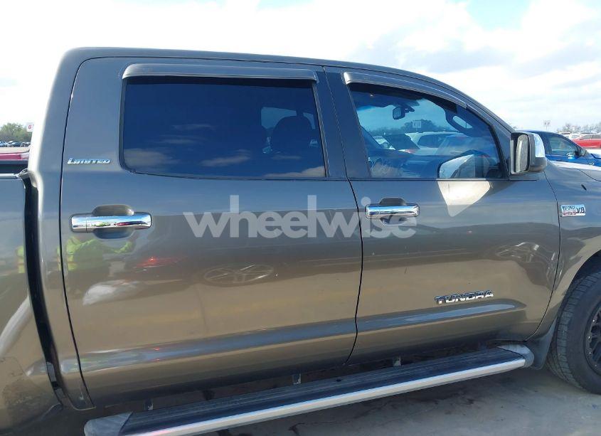 Photo 13 of 2008 Toyota Tundra LIMITED 5.7L V8 (VIN 5TFEV58168X054410)