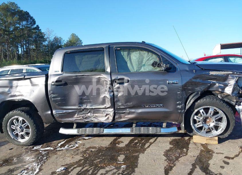 Photo 13 of 2016 Toyota Tundra SR5 5.7L V8 (VIN 5TFEW5F11GX205507)