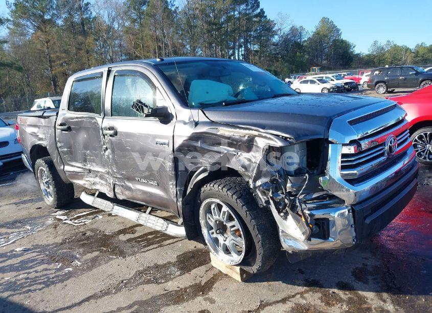 Photo 6 of 2016 Toyota Tundra SR5 5.7L V8 (VIN 5TFEW5F11GX205507)