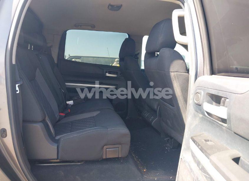 Photo 8 of 2016 Toyota Tundra SR5 5.7L V8 (VIN 5TFEW5F13GX197216)