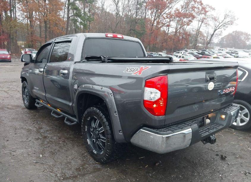 Photo 3 of 2016 Toyota Tundra SR5 5.7L V8 (VIN 5TFEW5F13GX204553)