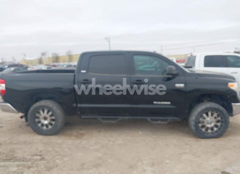 Photo 13 of 2017 Toyota Tundra SR5 5.7L V8 (VIN 5TFEW5F13HX227400)
