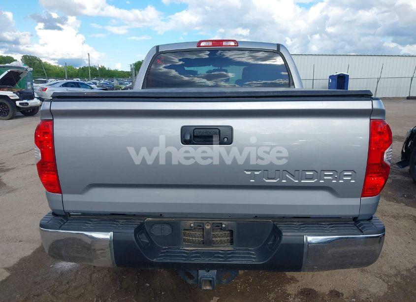 Photo 17 of 2016 Toyota Tundra SR5 5.7L V8 (VIN 5TFEW5F14GX195166)