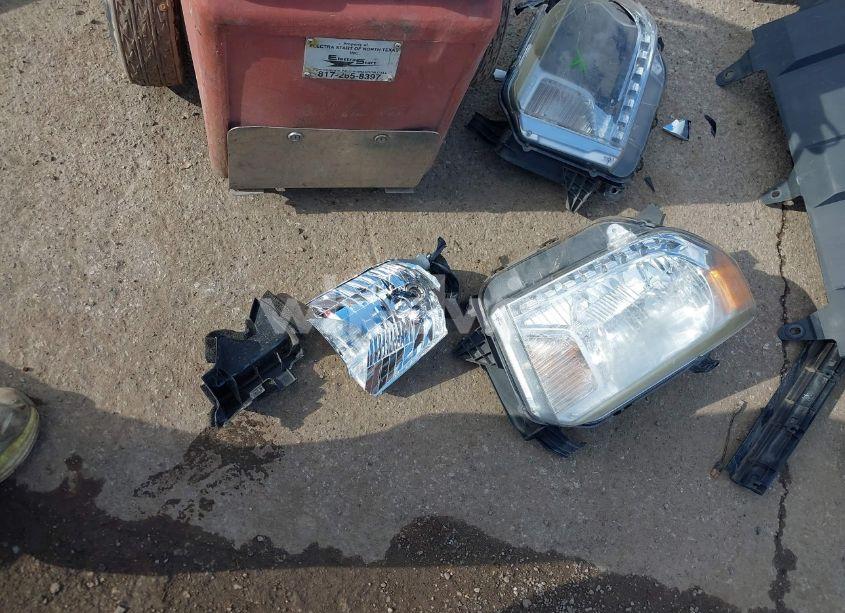 Photo 19 of 2016 Toyota Tundra SR5 5.7L V8 (VIN 5TFEW5F14GX195166)