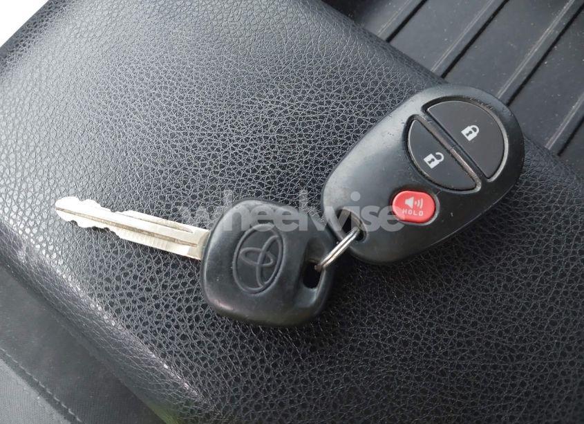 Photo 11 of 2017 Toyota Tundra SR5 5.7L V8 (VIN 5TFEW5F15HX227902)