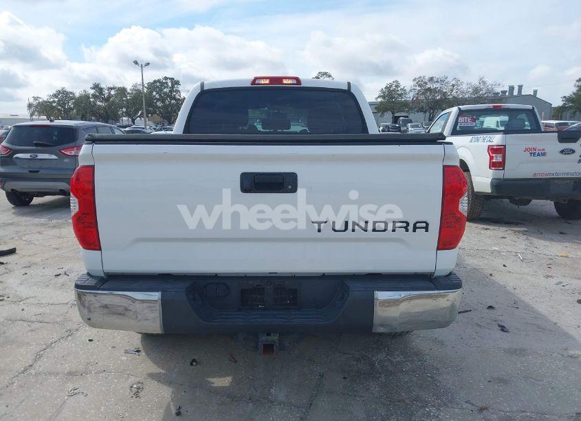 Photo 16 of 2017 Toyota Tundra SR5 5.7L V8 (VIN 5TFEW5F15HX227902)