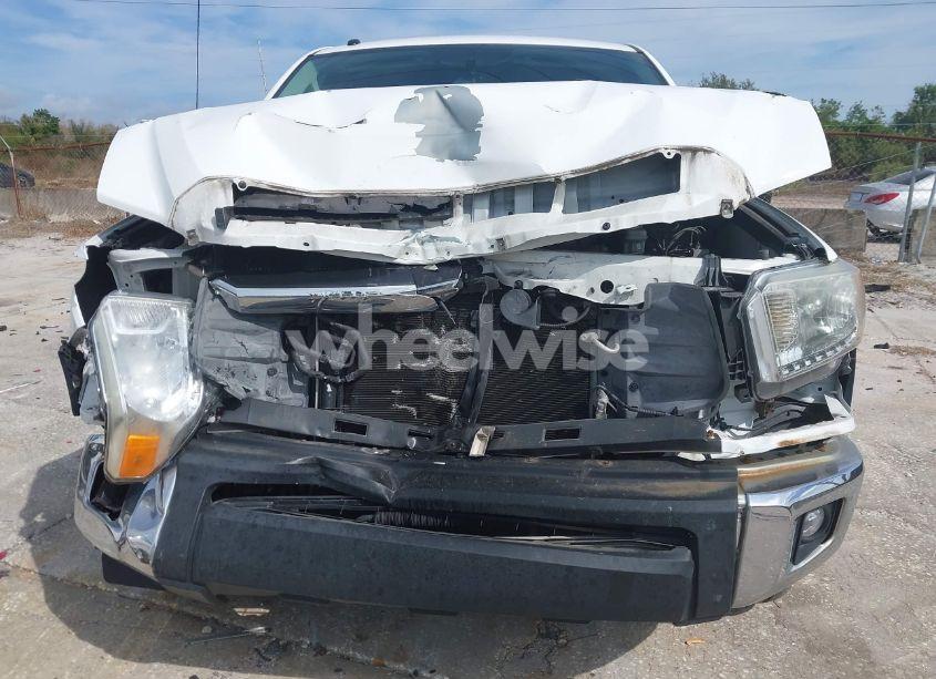 Photo 6 of 2017 Toyota Tundra SR5 5.7L V8 (VIN 5TFEW5F15HX227902)