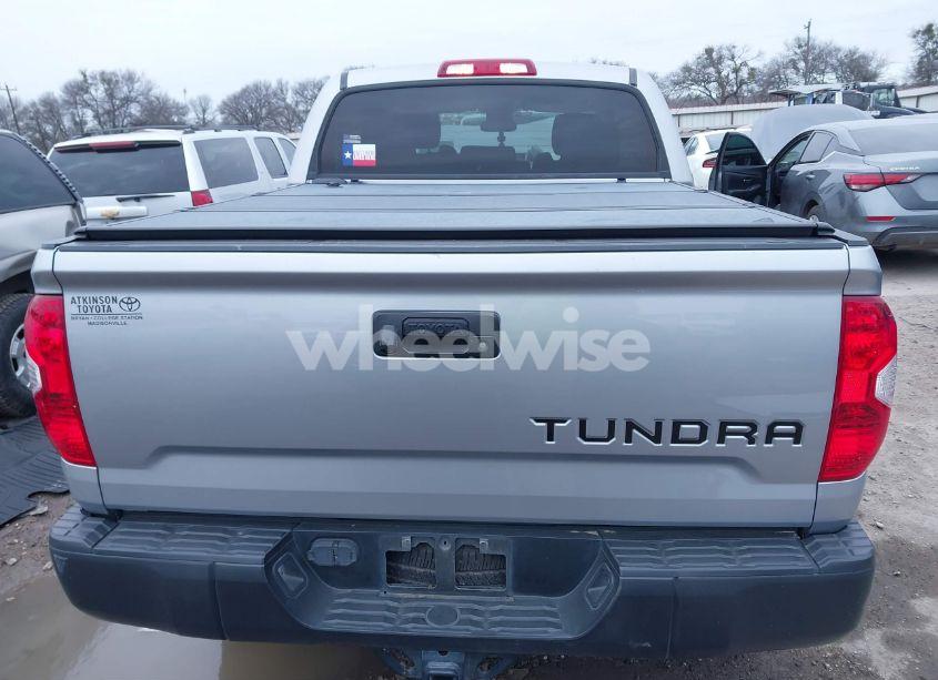 Photo 16 of 2016 Toyota Tundra SR5 5.7L V8 (VIN 5TFEW5F16GX211321)