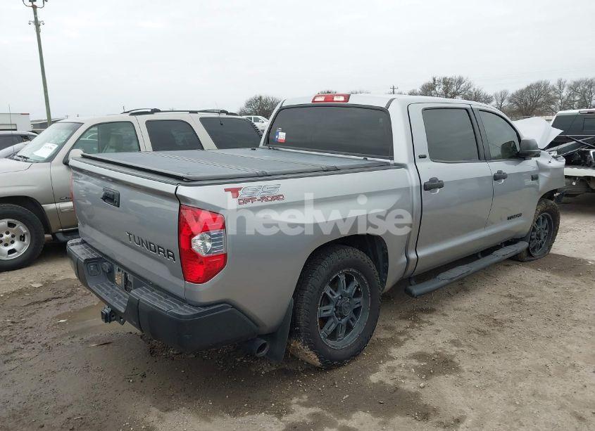 Photo 4 of 2016 Toyota Tundra SR5 5.7L V8 (VIN 5TFEW5F16GX211321)