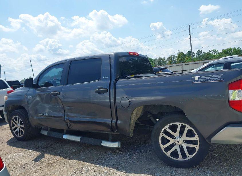 Photo 14 of 2016 Toyota Tundra SR5 5.7L V8 (VIN 5TFEW5F17GX211232)