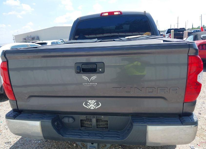 Photo 16 of 2016 Toyota Tundra SR5 5.7L V8 (VIN 5TFEW5F17GX211232)